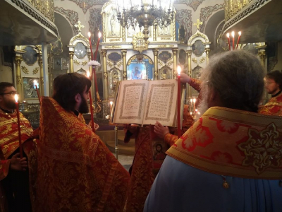 13 мая Митрополит Кирилл совершил всенощное бдение